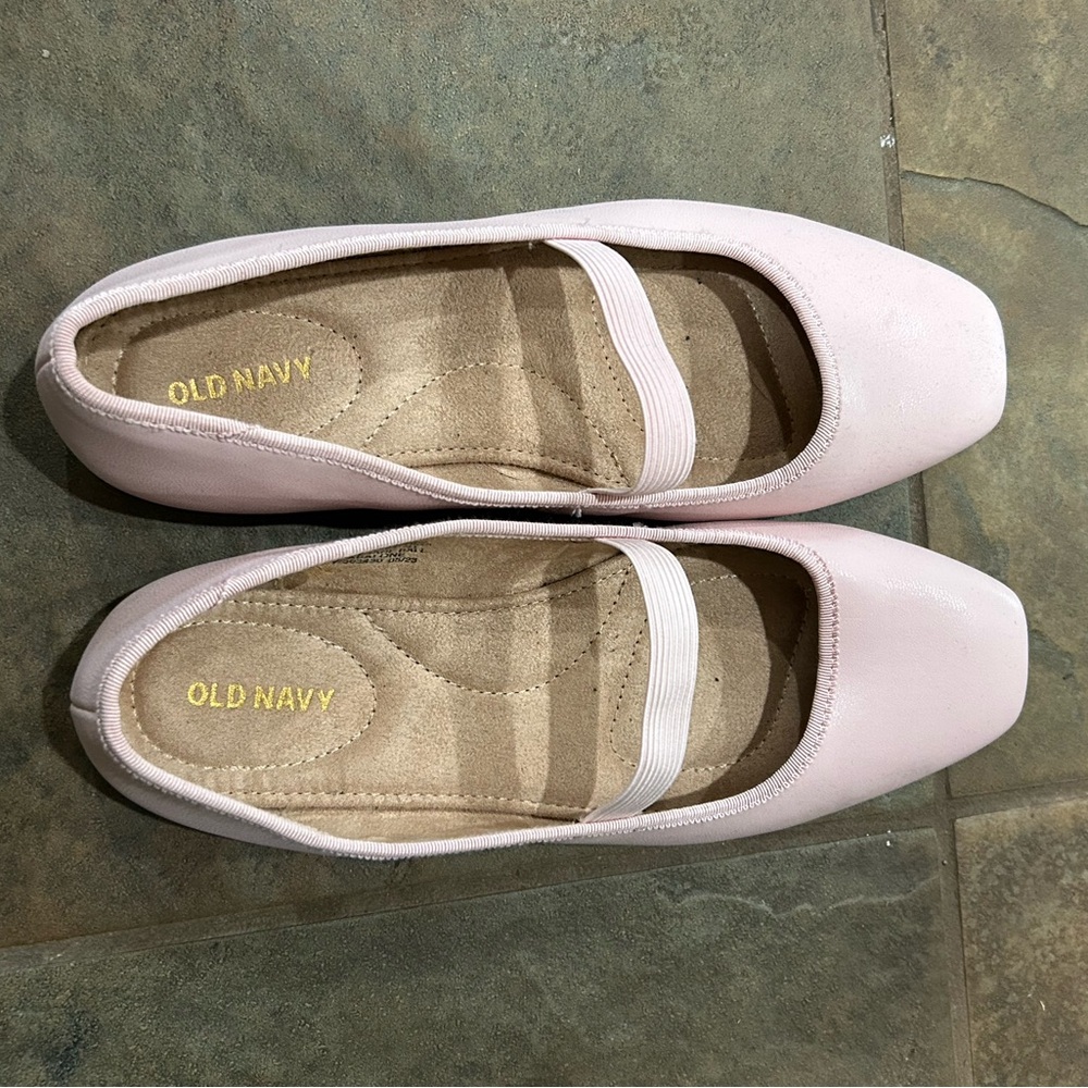 Old Navy Light Pink Women's Flats